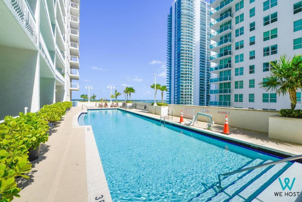 We Host - Amazing Condo Brickell With Ocean-Pool View Маями Екстериор снимка