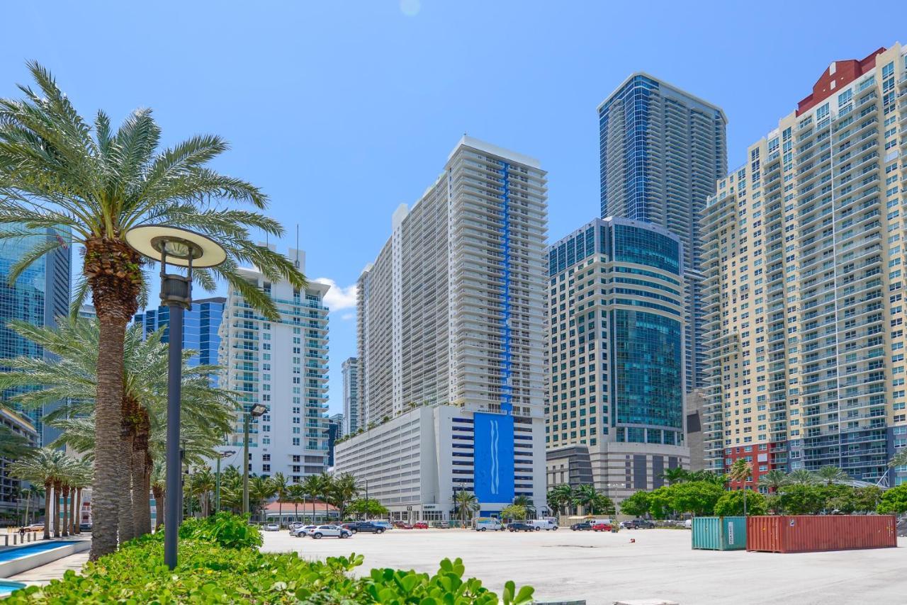 We Host - Amazing Condo Brickell With Ocean-Pool View Маями Екстериор снимка